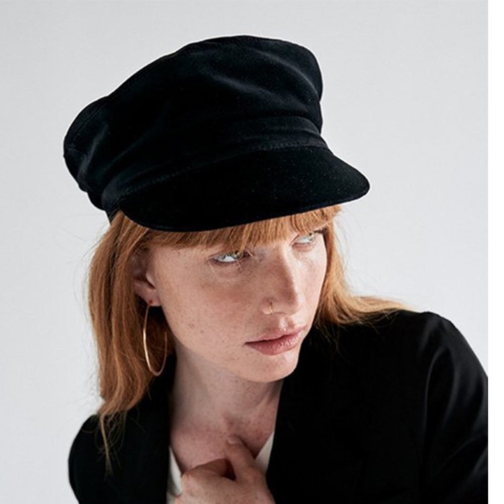 JANESSA LEONE Mattie Newsboy Cap Black Small NEW